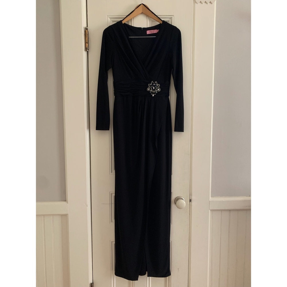 Eliza J Black Long Sleeve V-Neck Ruched Gown Rhinestone Brooch